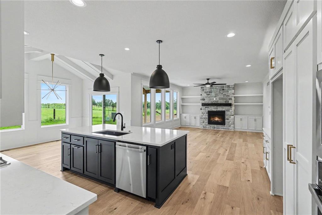 18425 Long Street, Overland Park, KS 66013